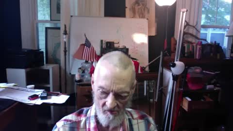 Snapshot of ray1776ray chatting on 10-07-25, 01:14 ray1776ray online show from 10-07-25, 01:14