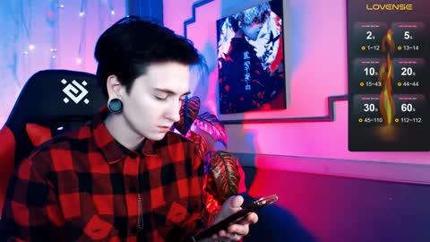 Snapshot of ray__taylor chatting on 01-31-25, 11:45 Ray online show from 01-31-25, 11:45