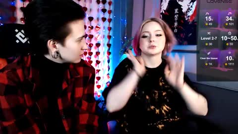 Snapshot of ray__taylor chatting on 02-09-25, 06:47 Ray online show from 02-09-25, 06:47