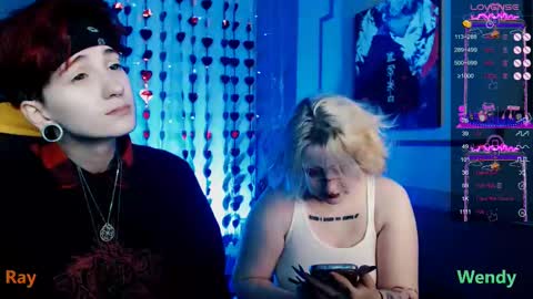 Snapshot of ray__taylor chatting on 02-28-25, 07:37 Ray online show from 02-28-25, 07:37