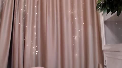 Ray online show from 09-23-25, 12:08