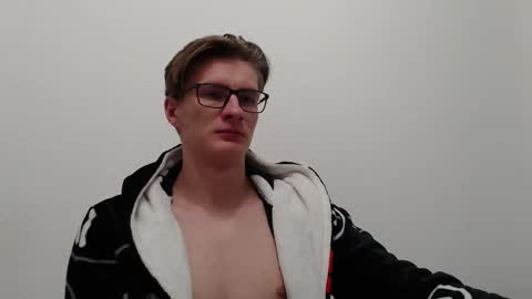 Snapshot of ray_booy chatting on 12-04-24, 10:41 Ray Booy online show from 12-04-24, 10:41