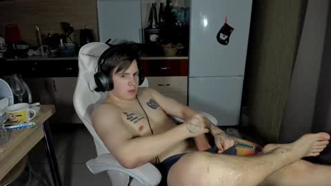 Ray online show from 01-03-25, 05:50