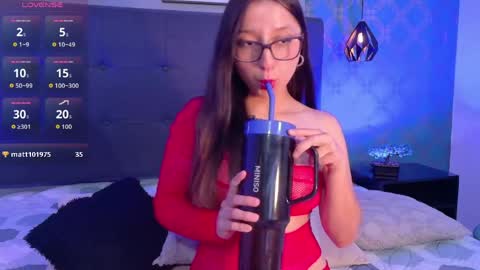 Lilia online show from 04-22-26, 08:43