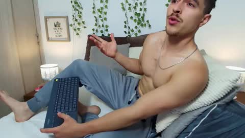 Ray online show from 11-28-25, 01:52