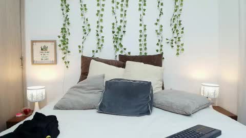 Ray online show from 12-16-25, 01:10