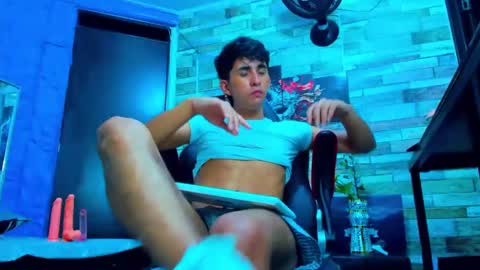 rayan_black online show from 12-14-24, 07:40
