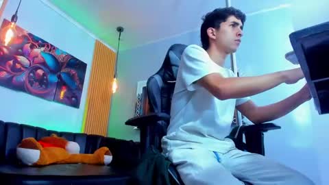 rayan_black online show from 12-25-24, 07:02