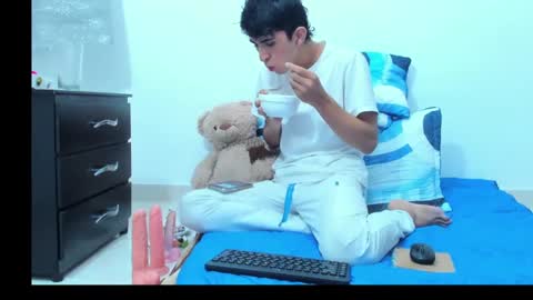 rayan_black online show from 01-07-25, 01:17
