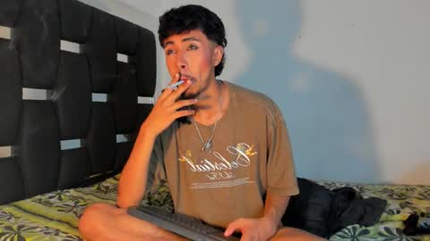 Rayn online show from 10-02-25, 01:45