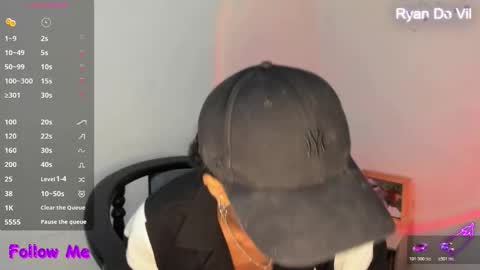 Snapshot of raydevil_ chatting on 02-12-26, 01:55 Rayn online show from 02-12-26, 01:55