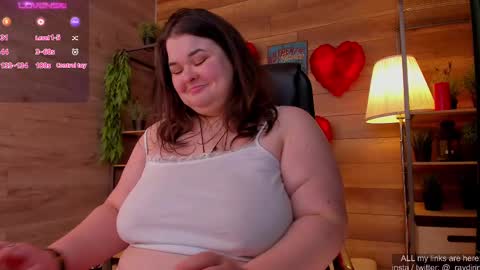 Snapshot of raydirin chatting on 02-24-25, 01:24 Ray online show from 02-24-25, 01:24