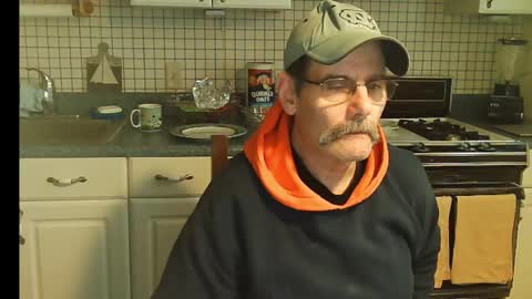 Ray online show from 12-25-24, 08:17