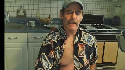 Ray online show from 01-28-25, 03:46