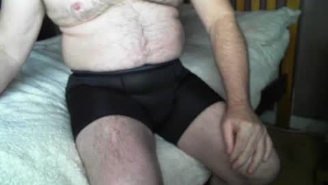 Snapshot of raymondo1964 chatting on 01-26-25, 10:35 raymondo1964 online show from 01-26-25, 10:35