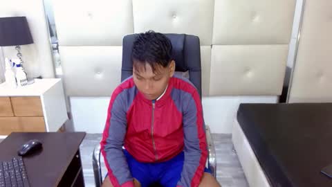 raystewart  online show from 10-17-25, 02:26