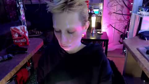  Yrriel Strife Candy-Demon Caveboy mr. Cringe   online show from 12-03-24, 07:54