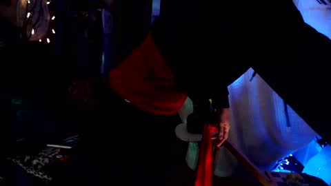  Yrriel Strife Candy-Demon Caveboy mr. Cringe   online show from 01-16-25, 05:11