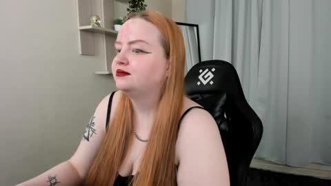Snapshot of razoom_emma chatting on 06-05-26, 07:25 Emma Razumovskaya online show from 06-05-26, 07:25