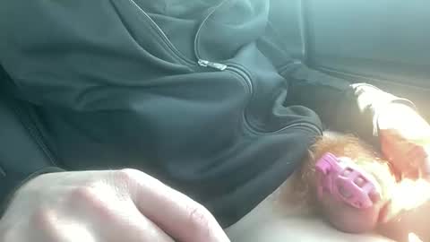 Snapshot of re_dick chatting on 03-11-25, 05:46 re dick online show from 03-11-25, 05:46