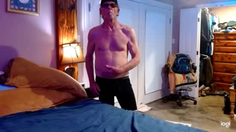 Snapshot of ready4aride2day chatting on 12-06-24, 08:15 ready4aride2day online show from 12-06-24, 08:15