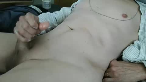 Snapshot of readytorolll chatting on 10-01-25, 08:37 John online show from 10-01-25, 08:37