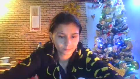 real_coupl3 online show from 12-21-25, 08:38