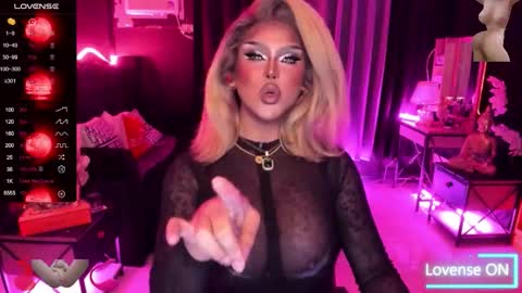 Snapshot of real_dom_phuta chatting on 09-29-25, 12:32 Miss Katrina De Futah Goddess of HELL online show from 09-29-25, 12:32