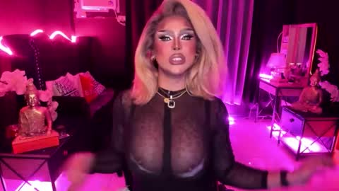 Snapshot of real_dom_phuta chatting on 10-21-25, 03:40 Miss Katrina De Futah Goddess of HELL online show from 10-21-25, 03:40