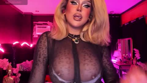 Snapshot of real_dom_phuta chatting on 10-23-25, 07:07 Miss Katrina De Futah Goddess of HELL online show from 10-23-25, 07:07