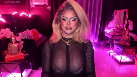 Snapshot of real_dom_phuta chatting on 10-26-25, 09:48 Miss Katrina De Futah Goddess of HELL online show from 10-26-25, 09:48