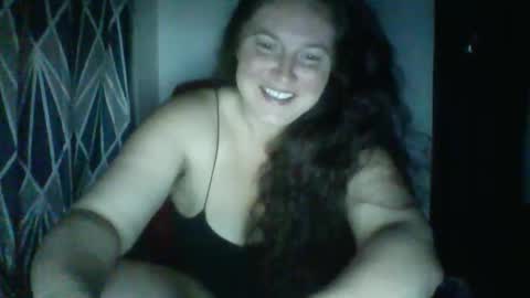 Snapshot of reallivepriestess chatting on 12-17-25, 11:00 RealLivePriestess333 online show from 12-17-25, 11:00