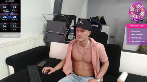 Snapshot of reallyman7 chatting on 02-21-25, 11:10 Ask me online show from 02-21-25, 11:10