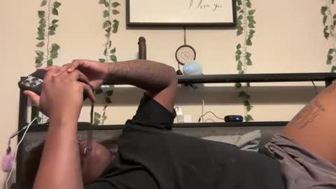 Preston  Stella online show from 12-19-24, 04:13