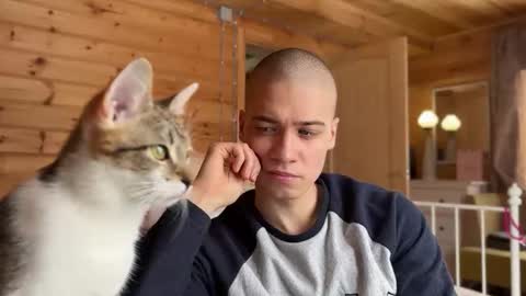 AliceEve online show from 03-04-26, 08:42