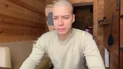 AliceEve online show from 04-27-26, 06:33