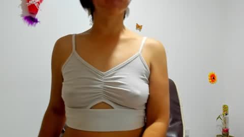 Snapshot of rebbeca09 chatting on 12-25-24, 01:10 Rebbeca online show from 12-25-24, 01:10