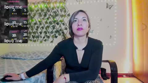 Snapshot of rebbeca09 chatting on 09-09-25, 10:37 Rebbeca online show from 09-09-25, 10:37