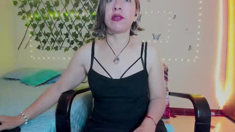 Snapshot of rebbeca09 chatting on 10-03-25, 10:23 Rebbeca online show from 10-03-25, 10:23