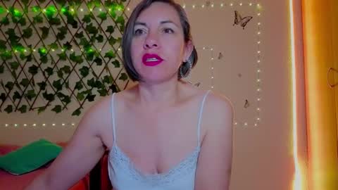 Snapshot of rebbeca09 chatting on 11-09-25, 10:57 Rebbeca online show from 11-09-25, 10:57