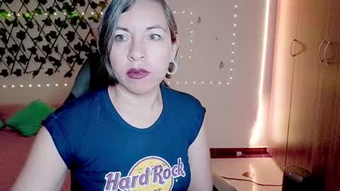Snapshot of rebbeca09 chatting on 11-22-25, 10:14 Rebbeca online show from 11-22-25, 10:14