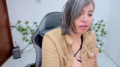 Rebbeca online show from 02-07-26, 09:57