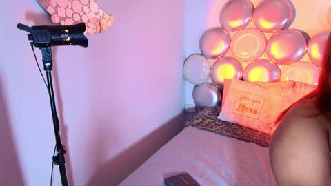 rebeca  online show from 10-11-25, 07:56