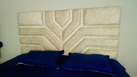 Rebeca Williams online show from 02-21-25, 04:40