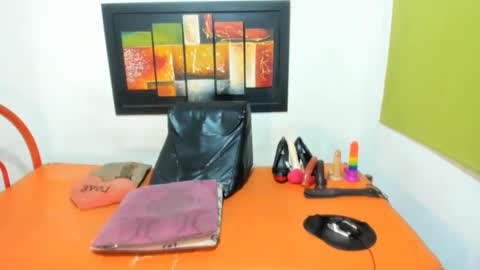 rebecabanks online show from 01-23-25, 09:39