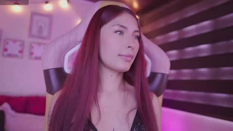 Rebeca  online show from 12-19-25, 01:51