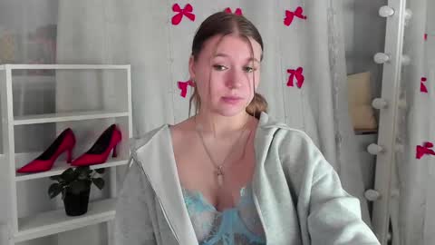 Snapshot of rebecca_____ chatting on 01-10-25, 07:21 rebecca_____ online show from 01-10-25, 07:21