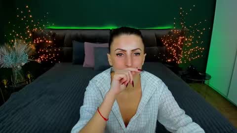 Snapshot of rebecca_diamonds chatting on 02-02-25, 03:49 rebecca_diamonds online show from 02-02-25, 03:49