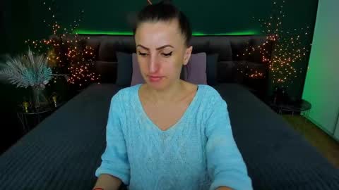 Snapshot of rebecca_diamonds chatting on 02-11-25, 06:40 rebecca_diamonds online show from 02-11-25, 06:40