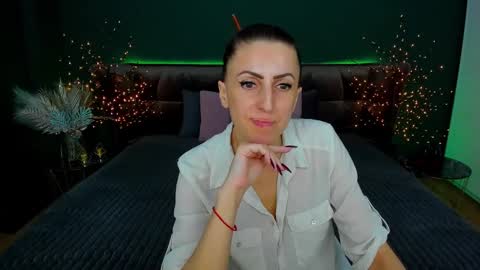 Snapshot of rebecca_diamonds chatting on 02-17-25, 03:42 rebecca_diamonds online show from 02-17-25, 03:42